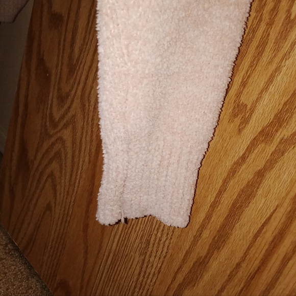 yes/Lola - Picture 7 of 9